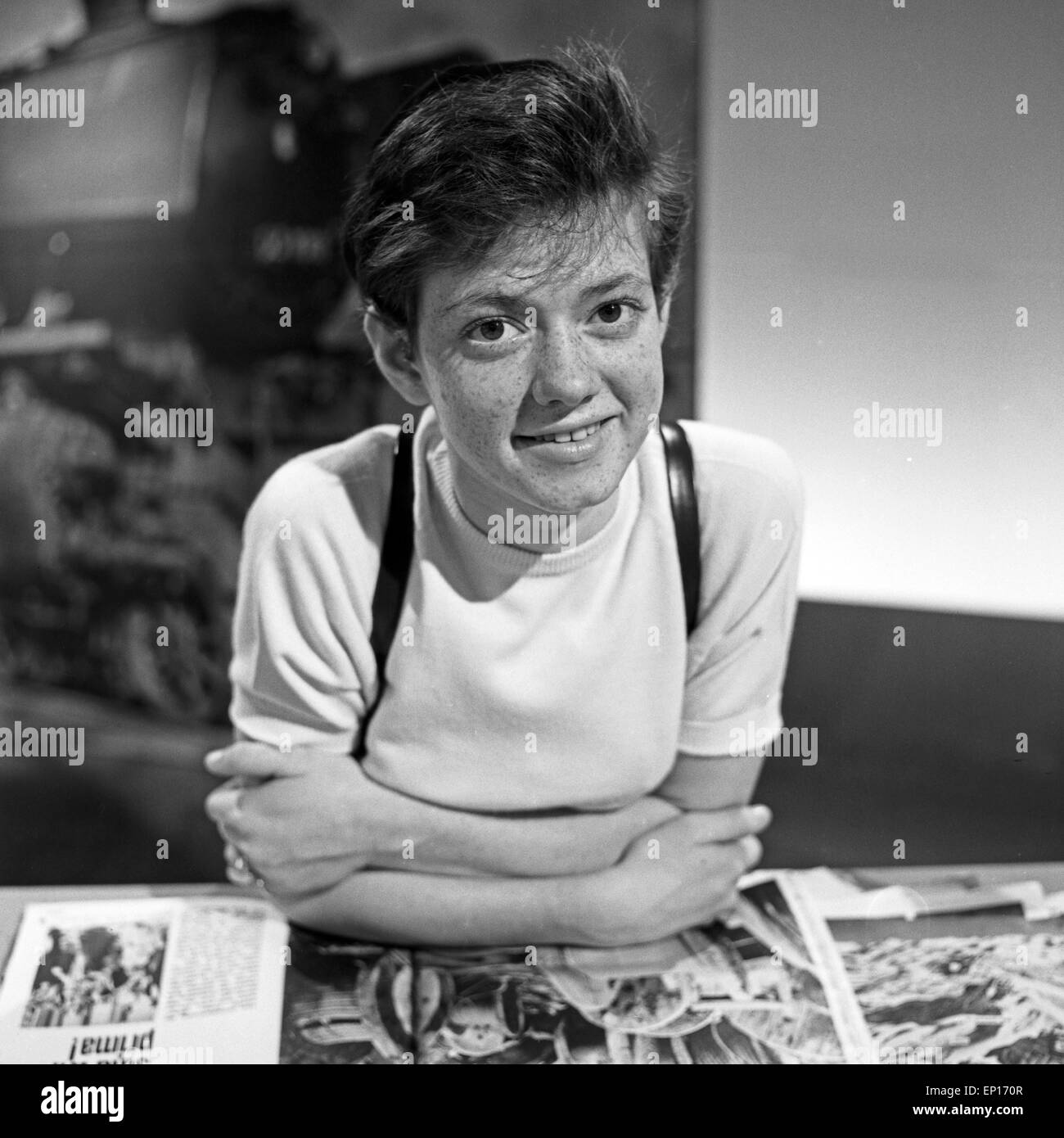 Italienische Schlagersangerin Rita Pavone Deutschland 1960er Jahre Italian Schlager Cantante Rita Pavone Germania 1960s Foto Stock Alamy
