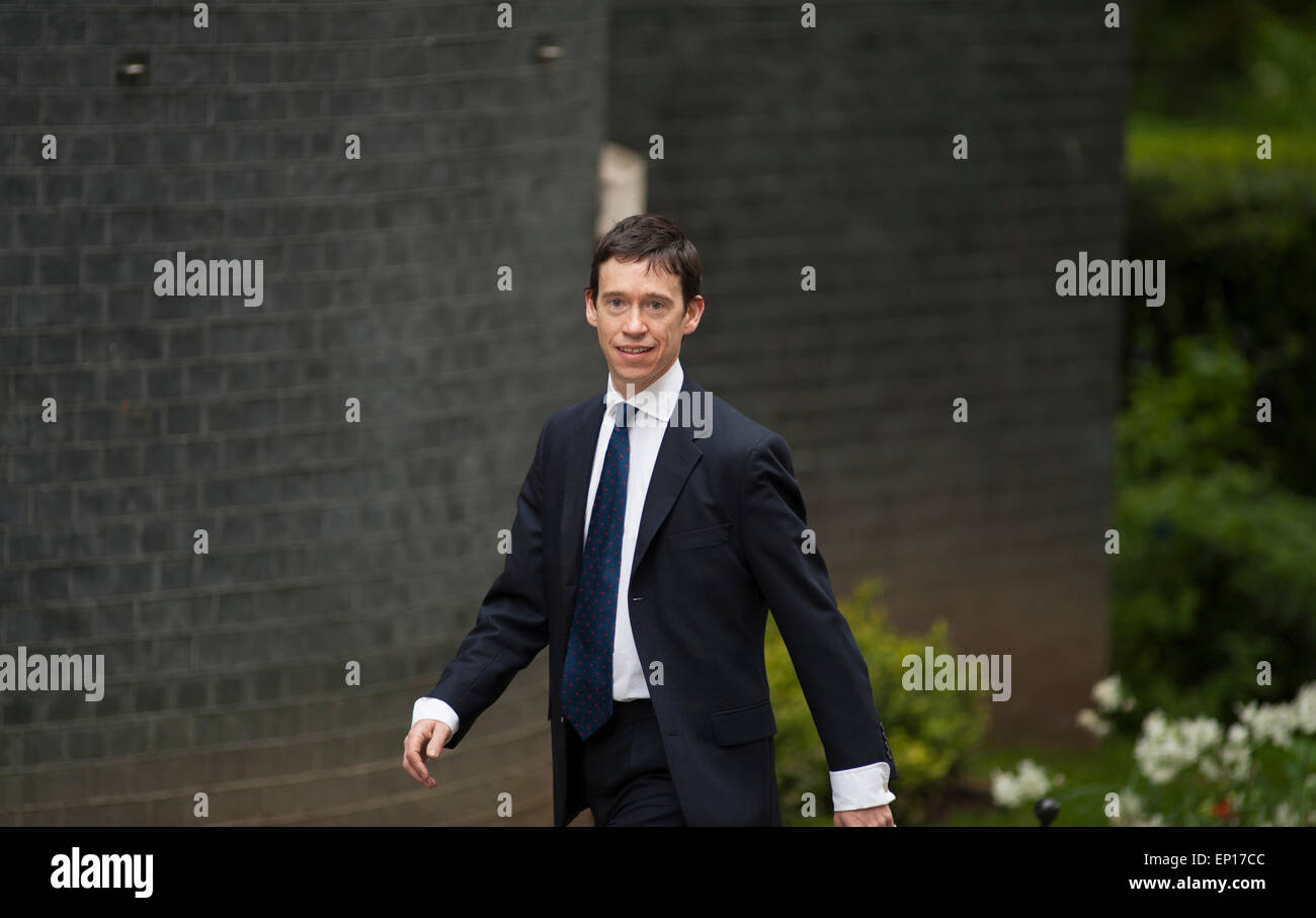 Rory Stewart, parlamentare Sotto Segretario di Stato, arriva a Downing Street. Foto Stock