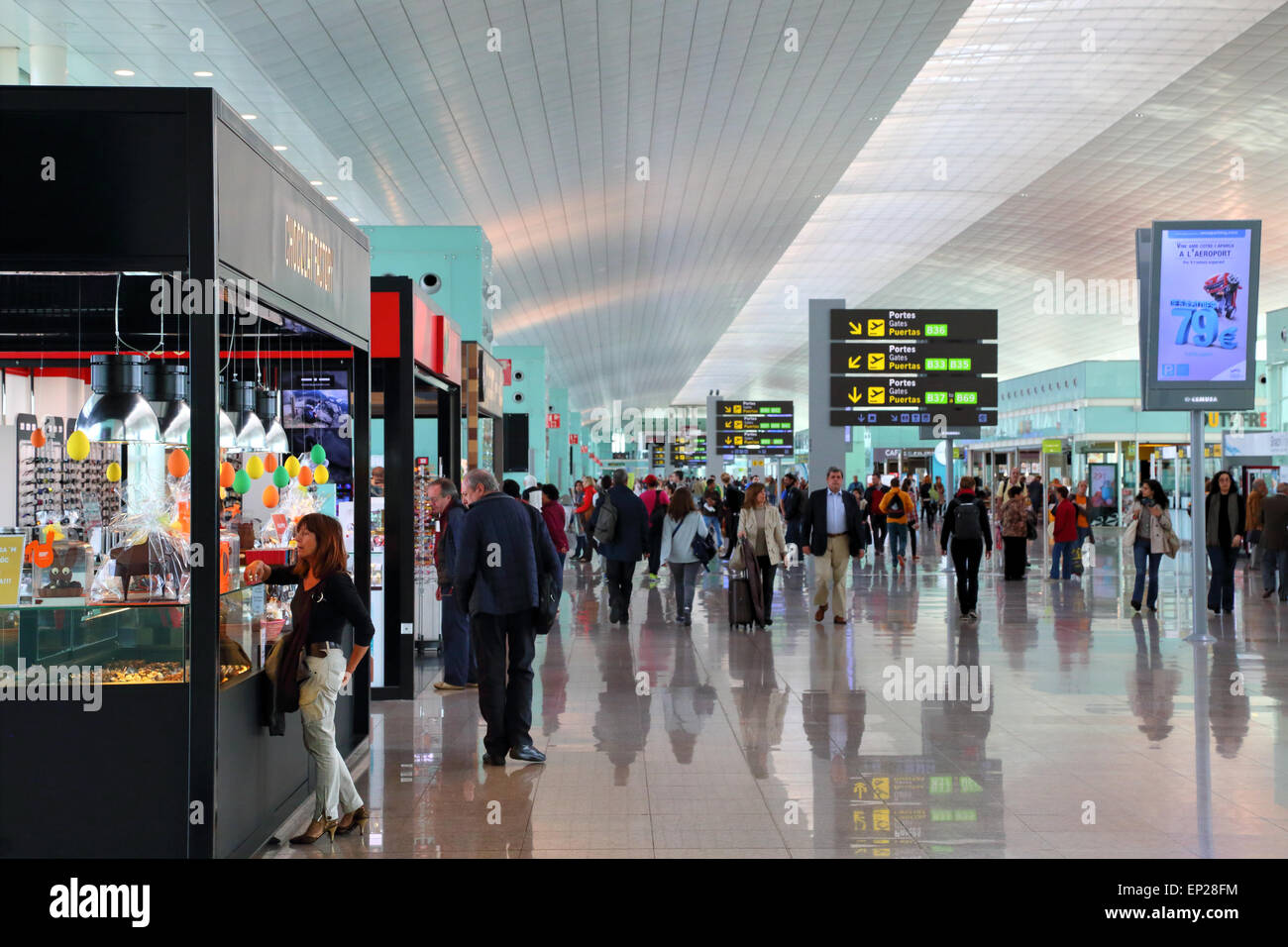 Il nuovo Terminal T1 all'Aeroporto El Prat di Barcellona BCN Foto Stock
