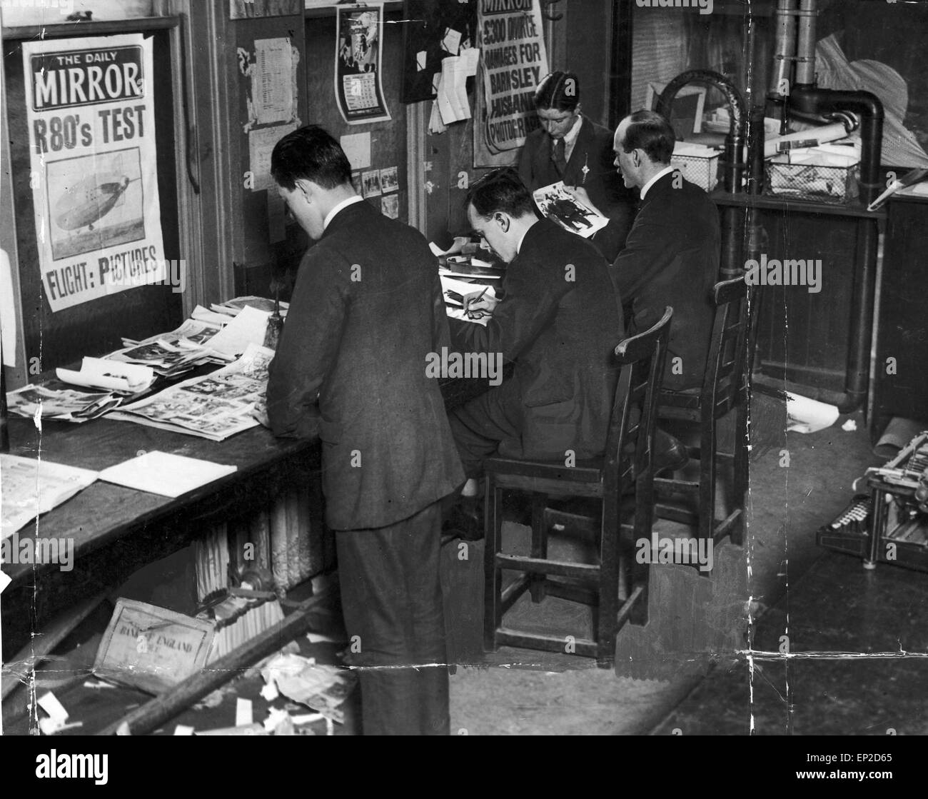 Tecnica personale di lavoro, Daily Mirror dipartimento di grafica, Bouvene Street, Londra, giugno 1922. Foto Stock