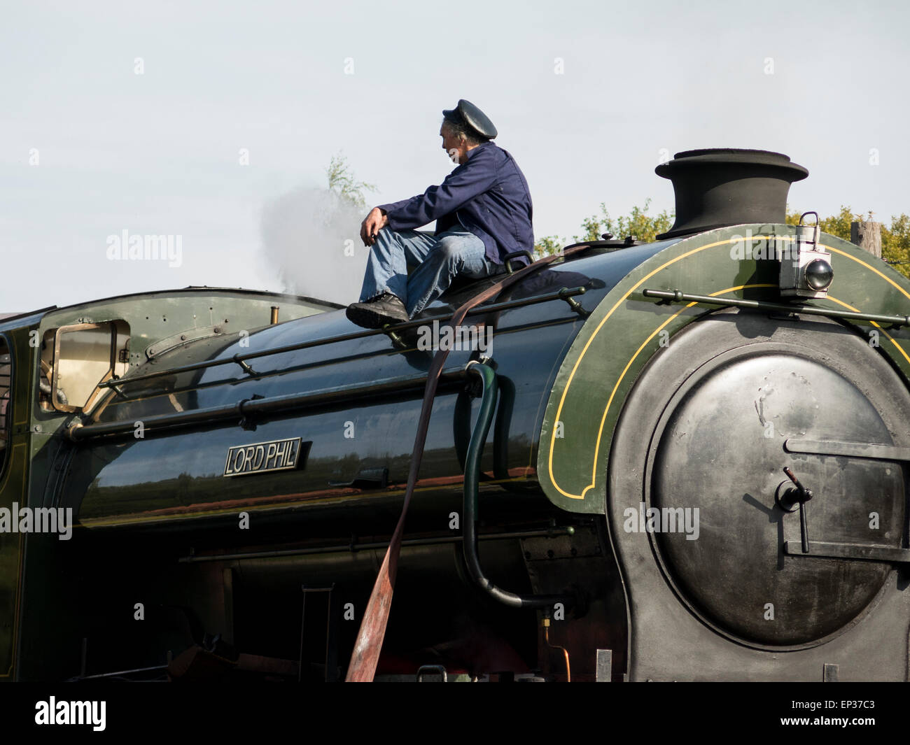 Vintage locomotiva a vapore Signore Phil, al Picco di rampa , Rowsley, Matlock,Derbyshire, Regno Unito Foto Stock Vintage locomotiva a vapore Signore Phil, al Picco di rampa , Rowsley, Matlock,Derbyshire, Regno Unito Foto Stock