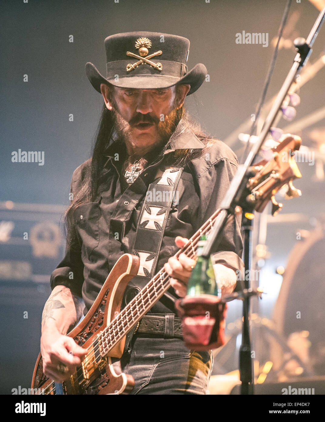 Motörhead eseguire al SSE Arena, Wembley su uno dei tre UK tour date con: Motorhead,Lemmy Kilmister dove: Londra, Regno Unito quando: 08 Nov 2014 Credit: WENN.com Foto Stock