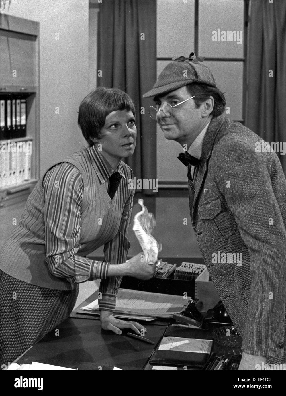Ein Paar verrücktes, Fernsehserie, Deutschland 1977 - 1980, Sketchserie, Darsteller: Harald Juhnke, Grit Böttcher Foto Stock