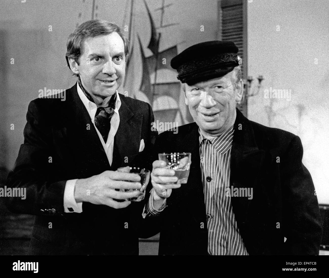 Ein Paar verrücktes, Fernsehserie, Deutschland 1977 - 1980, Sketchserie, Darsteller: Harald Juhnke, Heinz Reincke Foto Stock