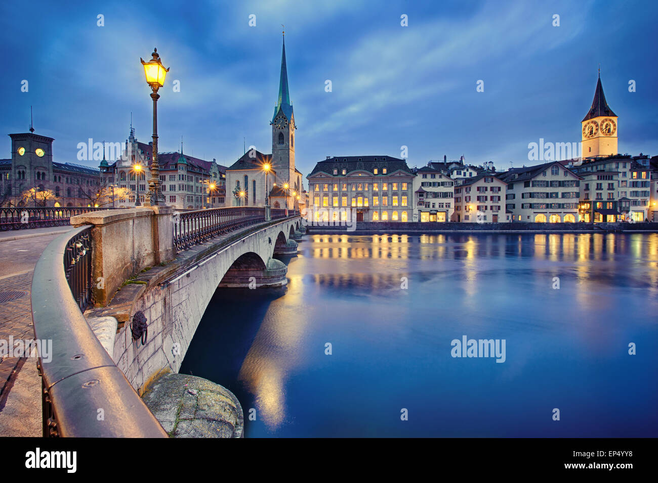 Paesaggio di notte Zurigo, Svizzera Foto Stock