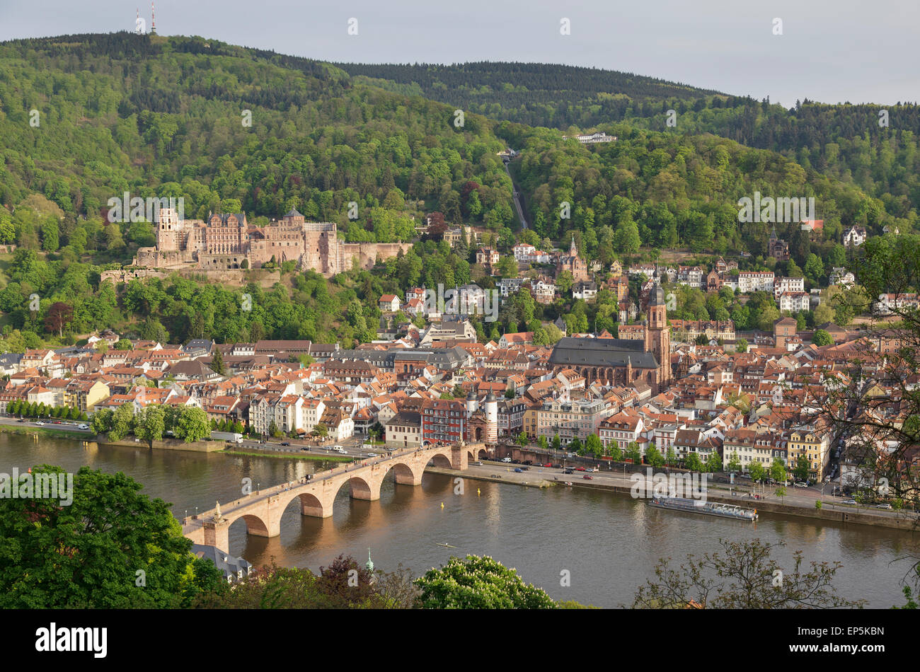 La vista sulla città dalla Philosophenweg, Heidelberg, Baden-Württemberg, Germania Foto Stock