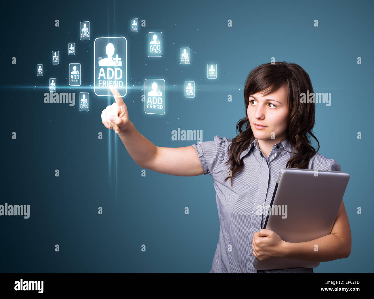 Imprenditrice premendo sociale moderno tipo di icone Foto Stock