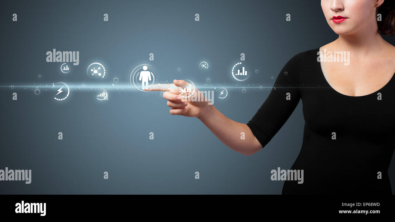Imprenditrice premendo sociale moderno tipo di icone Foto Stock