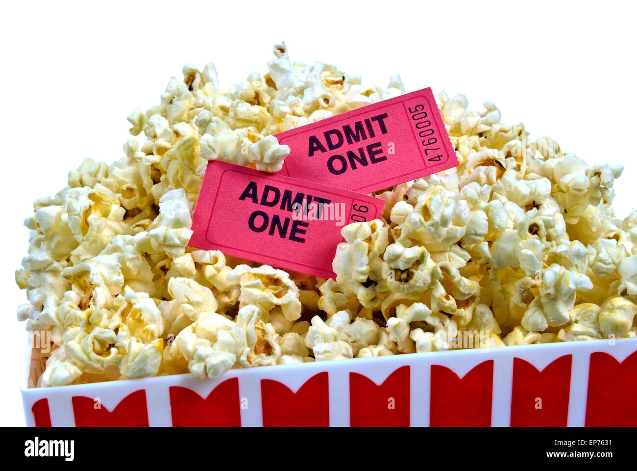 Benna di popcorn con biglietti per il cinema Foto Stock