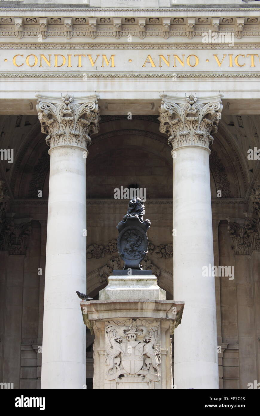 Primo piano del memoriale di guerra presso la Banca d'Inghilterra. Londra, Regno Unito Foto Stock