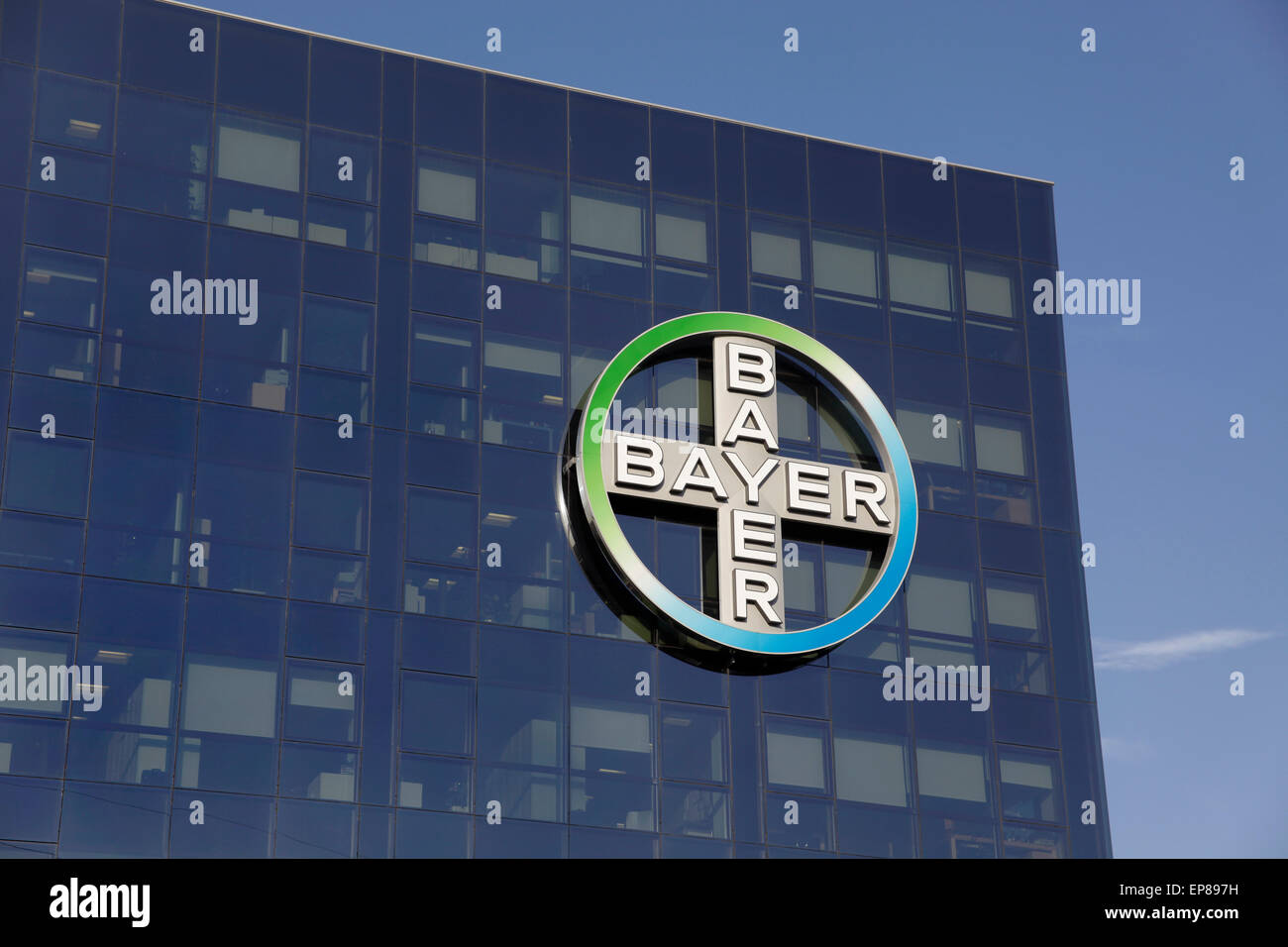 Edificio di Bayer in Sant Joan Despi, Barcellona, Spagna, Europa Foto Stock