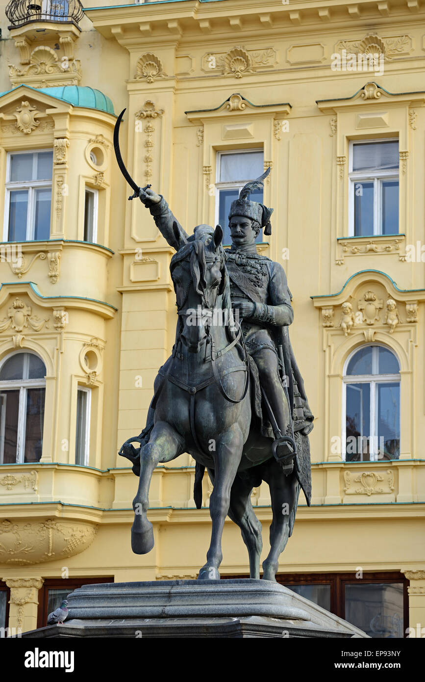 Statua di re Josip nella principale Piazza Ban Jelacic, Zagabria, Croazia. Foto Stock