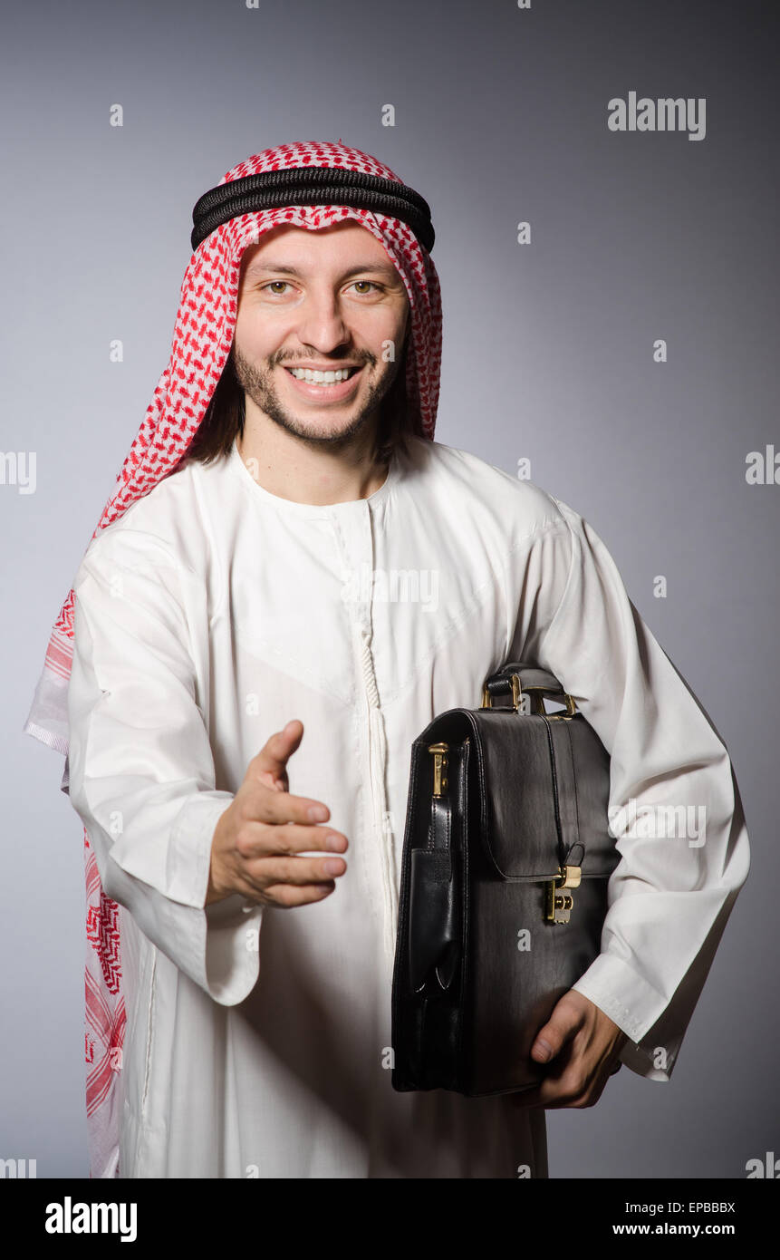 Uomo arabo nel concetto di diversità Foto Stock