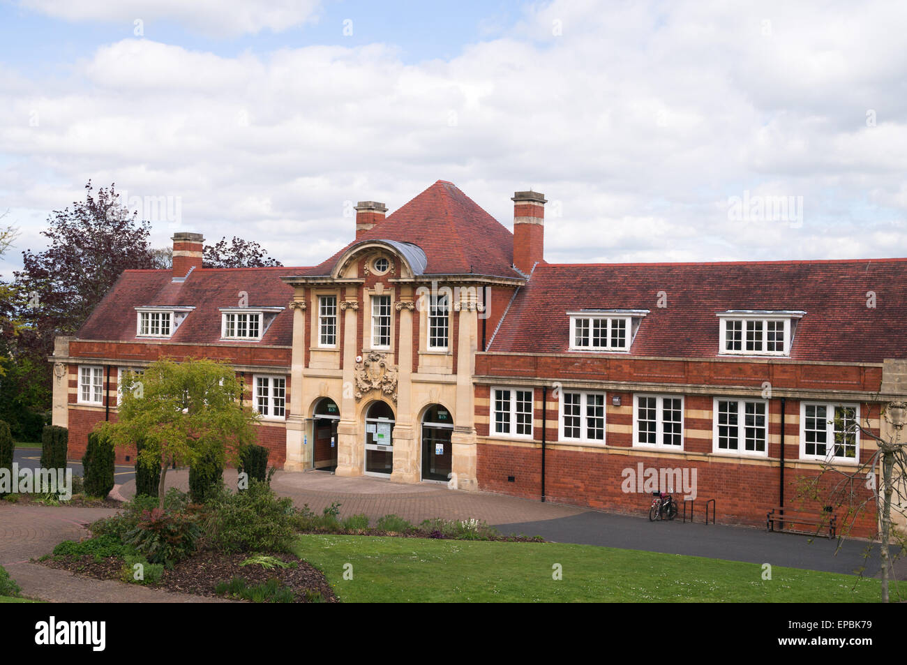Malvern Hills consiglio del distretto customer care Centre e Biblioteca, Worcestershire, England, Regno Unito Foto Stock