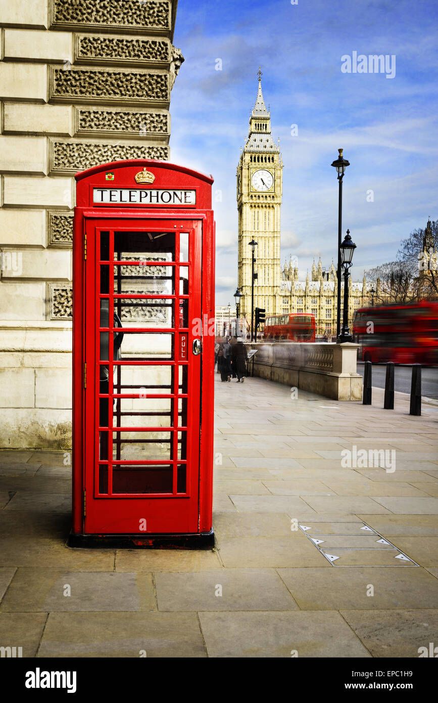 Telefono rosso scatola con il Big Ben di Londra. Foto Stock
