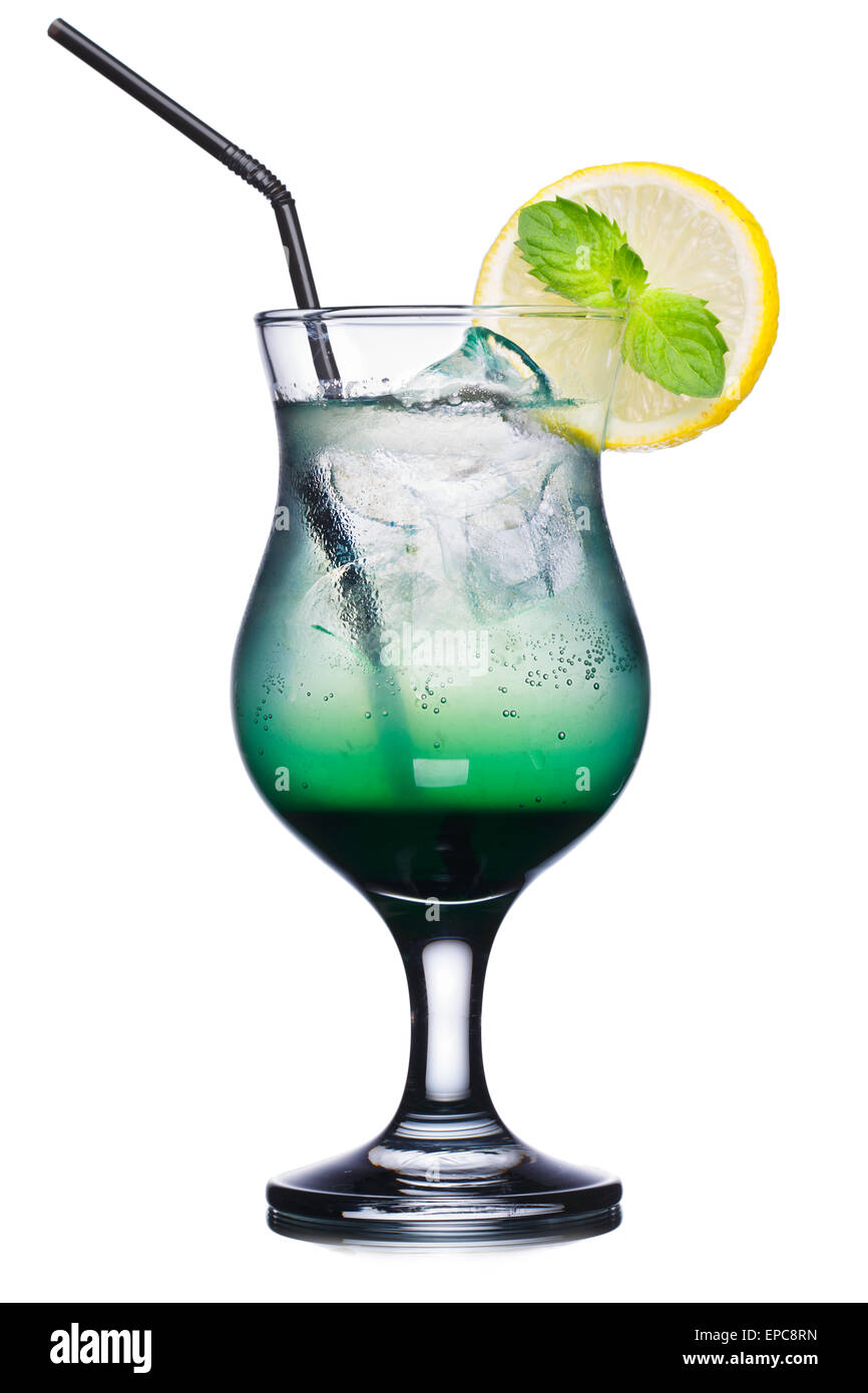 Cocktail alcolico in vetro di uragano. Fresche, aspetto pulito. Foto Stock