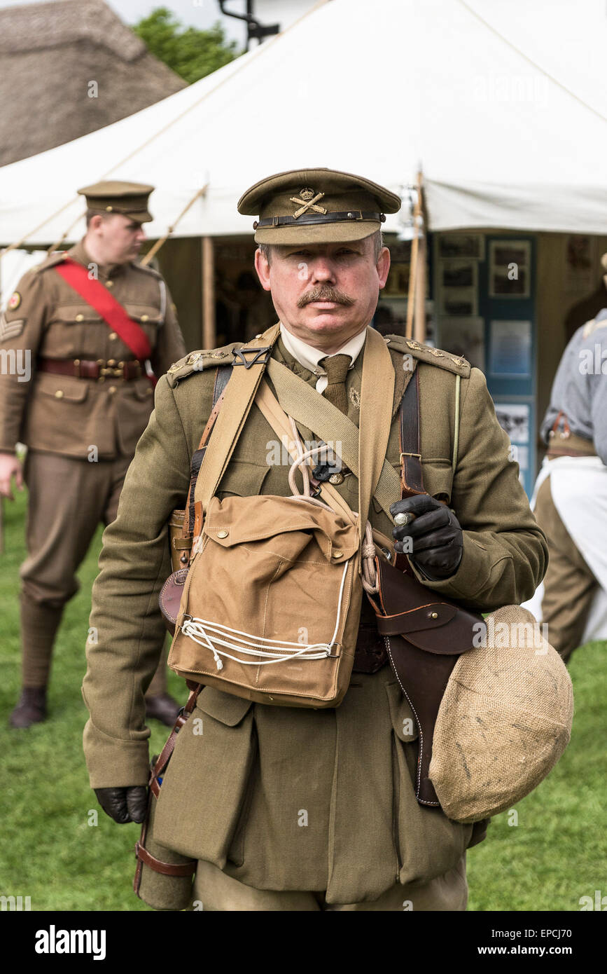 Tempio Cressing Essex, UK. 16 Maggio, 2015. Militari di re-enactors a "Tempio in guerra" una due giorni di militari e Vintage spettacolo basato nel sud-est dell'Inghilterra. Credito: Gordon Scammell/Alamy Live News. Foto Stock