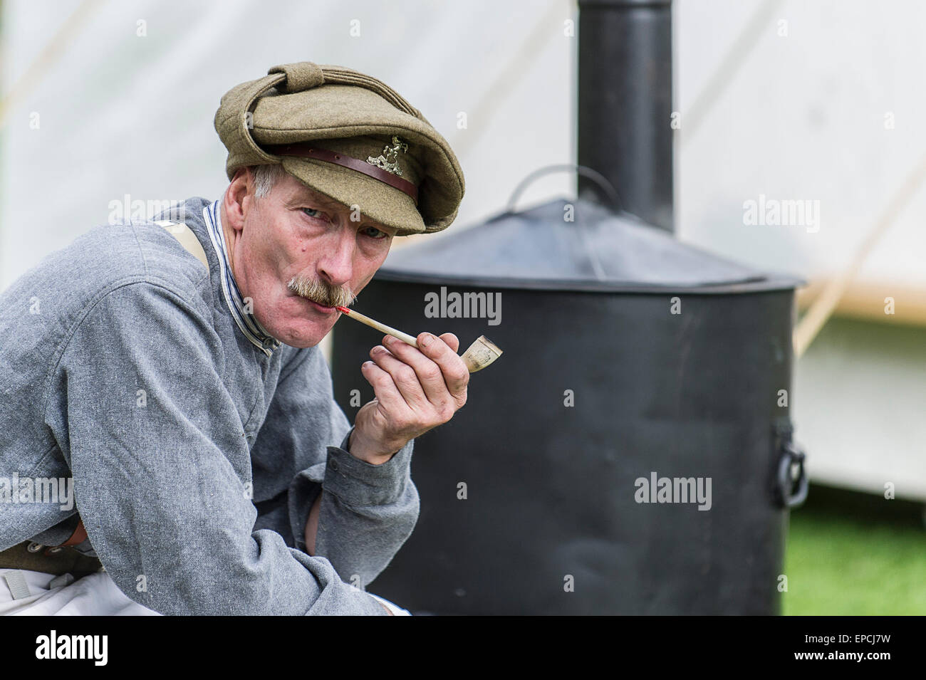 Tempio Cressing Essex, UK. 16 Maggio, 2015. Un militare di re-enactor a "Tempio in guerra" una due giorni di militari e Vintage spettacolo basato nel sud-est dell'Inghilterra. Credito: Gordon Scammell/Alamy Live News. Foto Stock