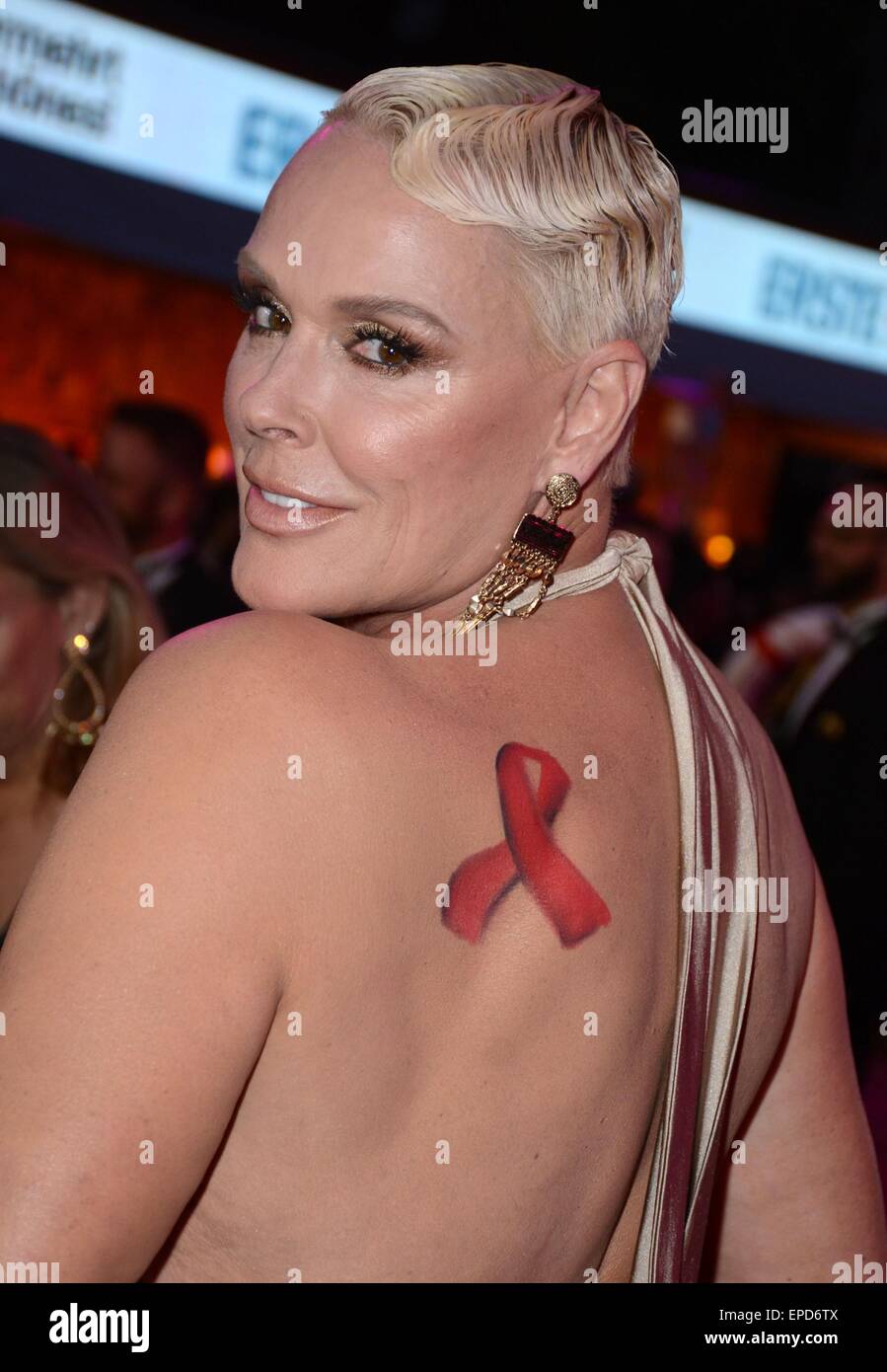 Vienna, Austria. 16 Maggio, 2015. Brigitte Nielsen di presenze per il Life Ball 2015, Municipio di Vienna, -- Maggio 16, 2015. Credito: Everett Collection Inc/Alamy Live News Foto Stock