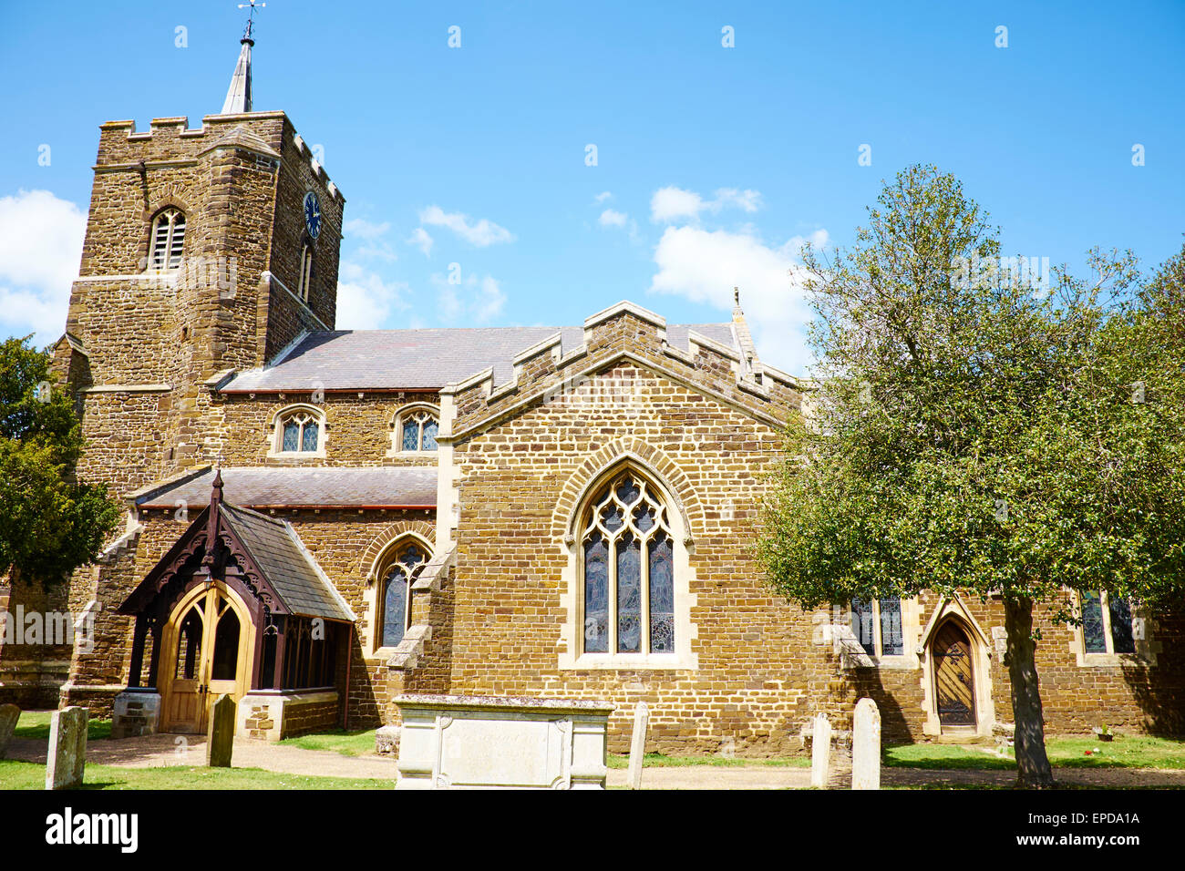 Chiesa Parrocchiale di San Swithun High Street Sandy Bedfordshire Regno Unito Foto Stock