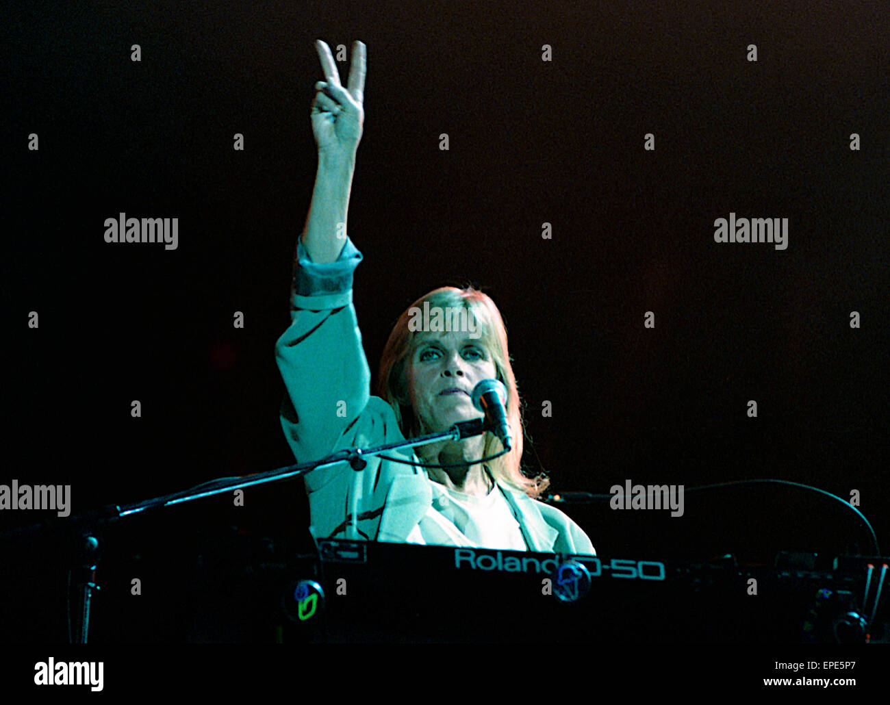 Linda McCartney sulle tastiere durante il 4 luglio in concerto a Washington DC Foto Stock