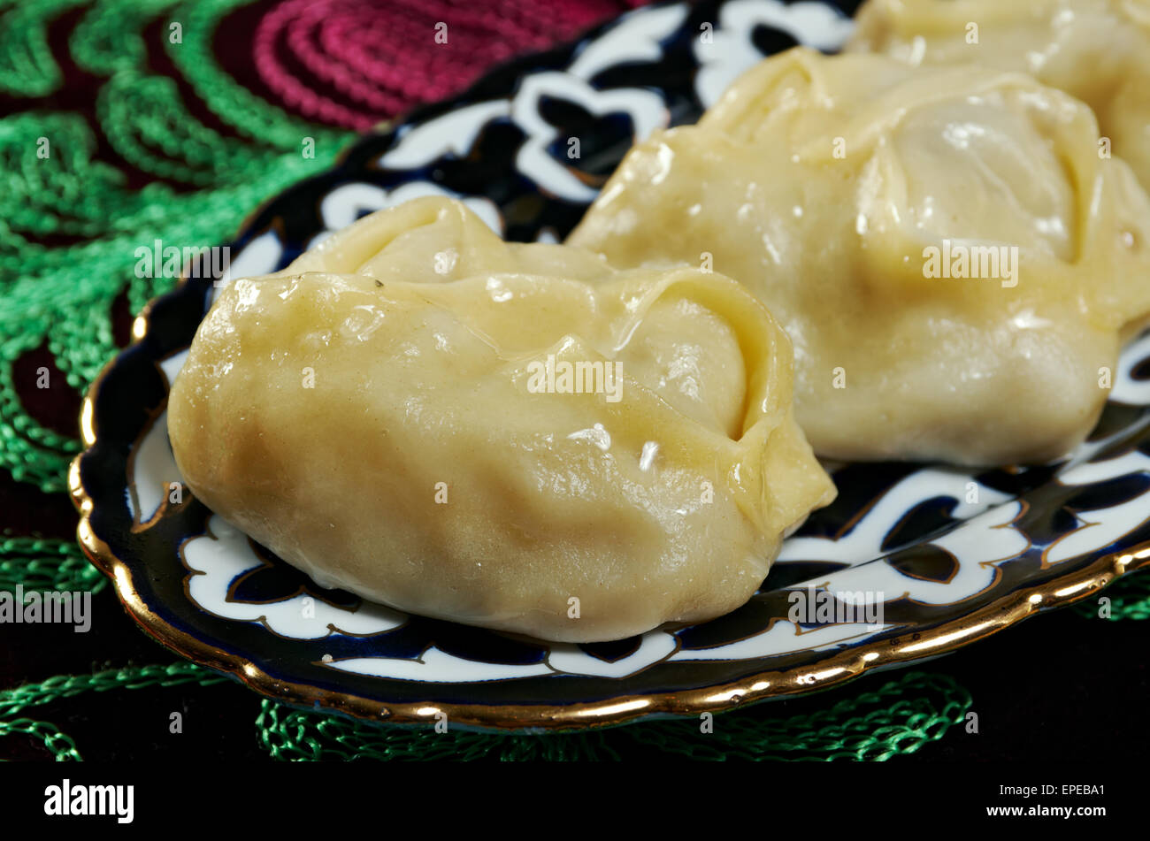 Uzbek alimentare nazionale manti - Centrale di cucina asiatica Foto Stock