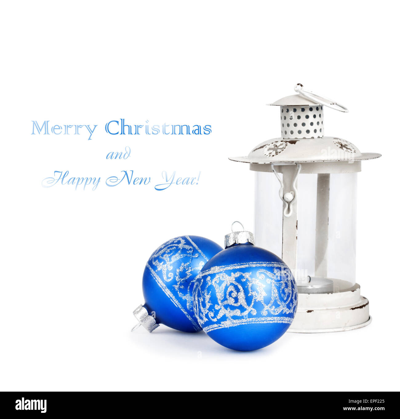 Blu e argento palle di Natale e lanterna vintage isolati su sfondo bianco Foto Stock