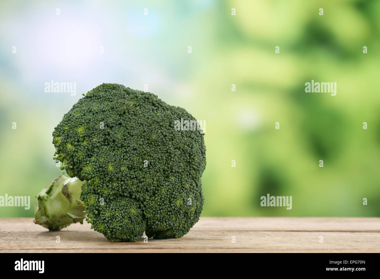 Brokkoli im Sommer mit Textfreiraum Foto Stock