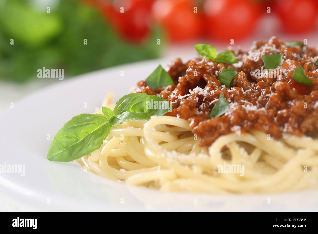 Spaghetti alla Bolognese Pasta Nudeln Gericht mit Tomaten Foto Stock