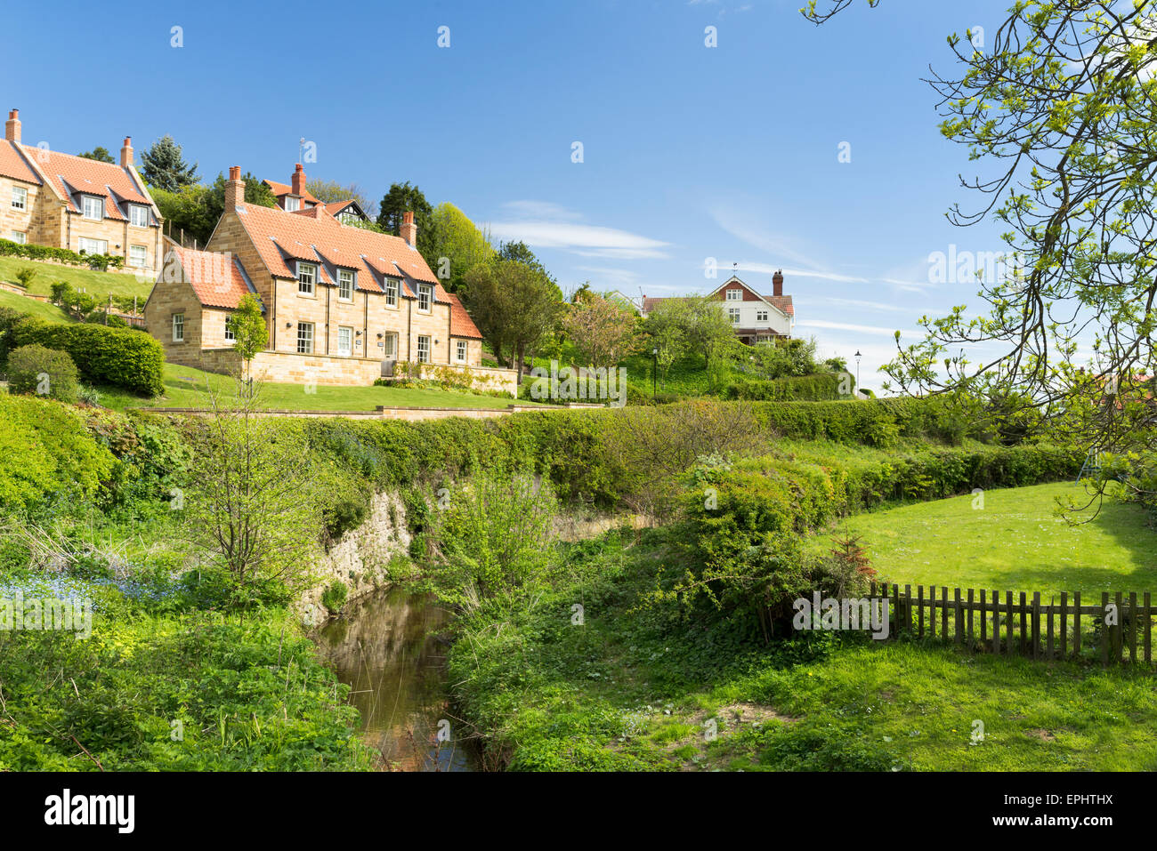 Sandsend cottages in maggio 2015 Foto Stock
