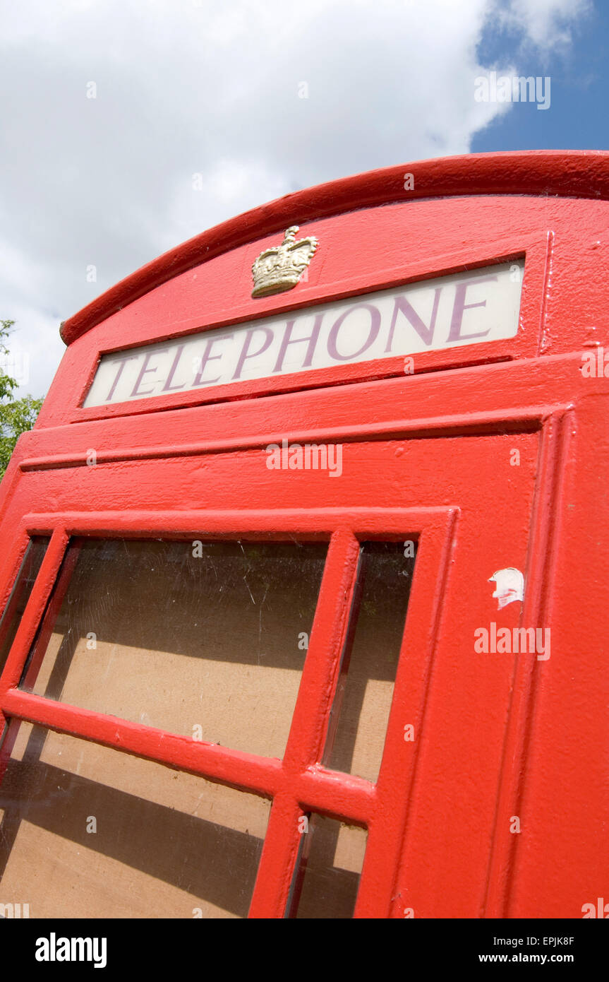 Telefono rosso box scatole telefono BT nel Regno Unito Gran Bretagna British gb grande tradizionale di telefoni a pagamento pay simbolo iconico callphone chiamata Foto Stock