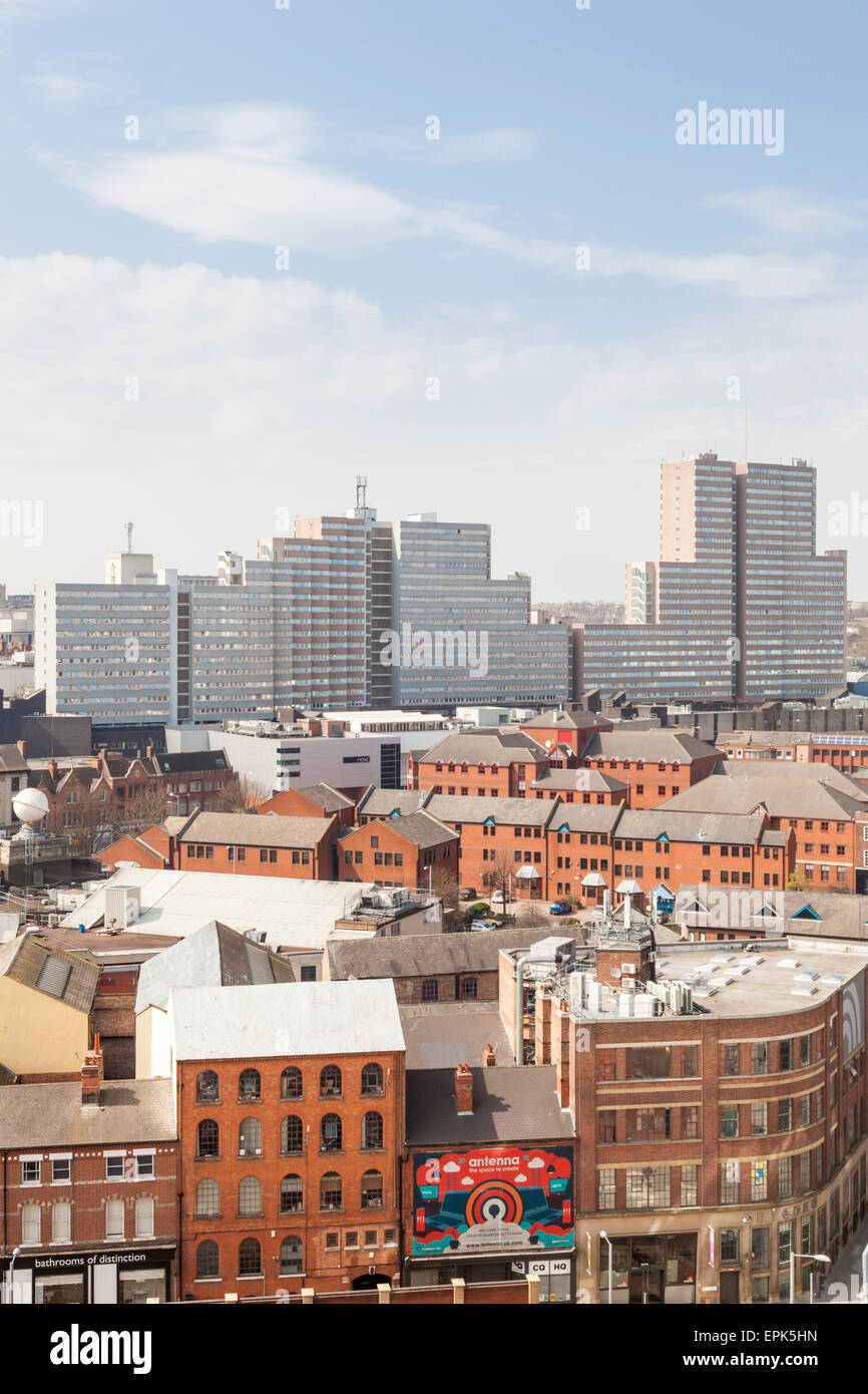 Il centro di Victoria. Un degli anni settanta alto edificio di appartamenti in piedi alto sopra gli edifici circostanti in Nottingham City Centre, England, Regno Unito Foto Stock