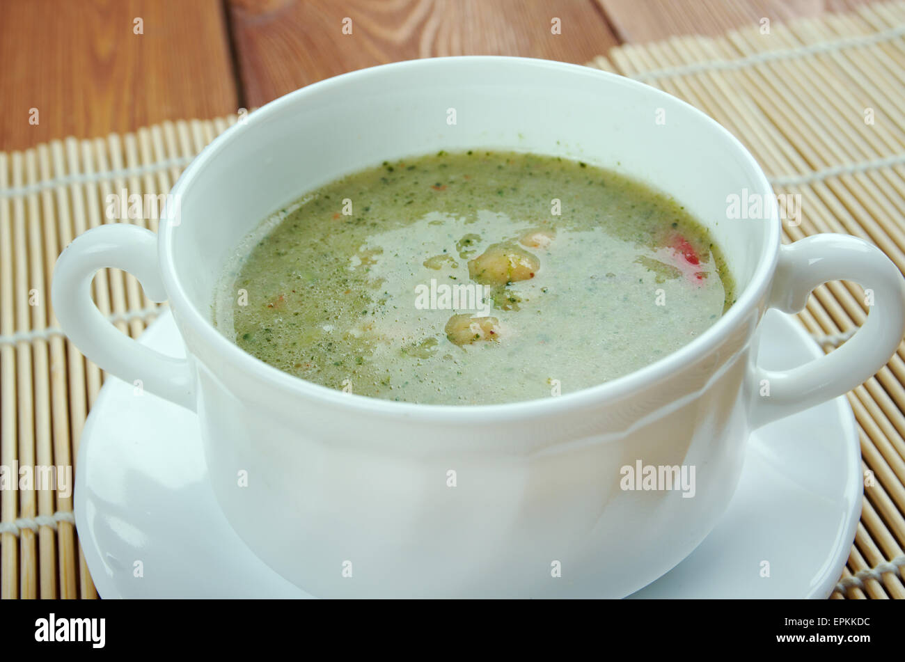 Fava e zuppa di pancetta Foto Stock