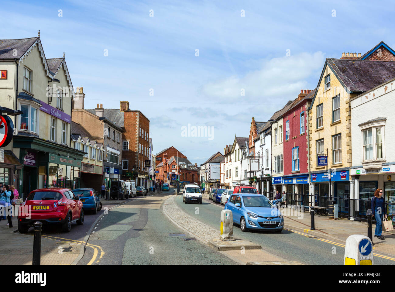 High Street in Denbigh, Denbighshire, Wales, Regno Unito Foto Stock