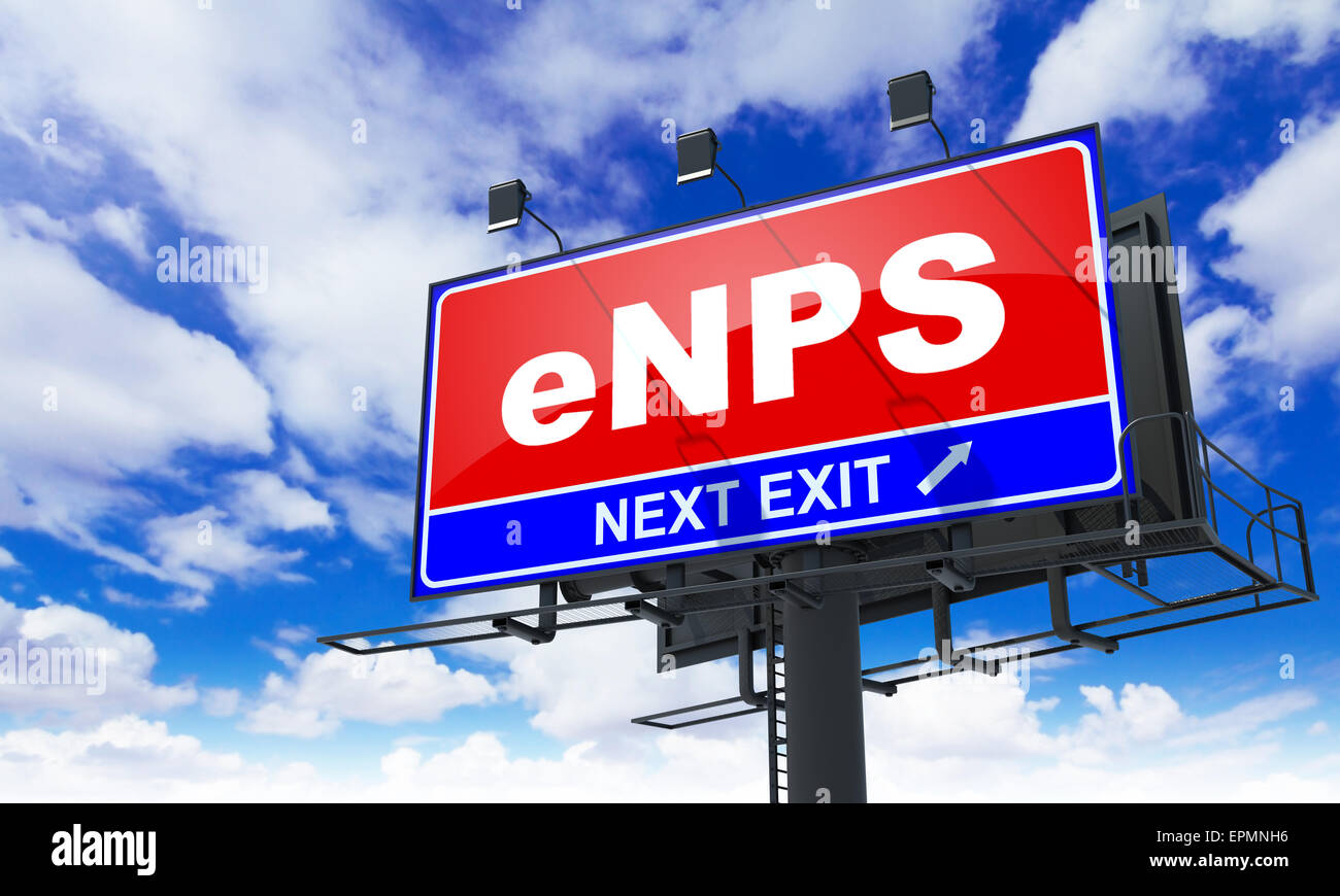 ENPS - Dipendente Net Promoter Score - Billboard rosso su sfondo cielo. Concetto di comunicazione. Foto Stock