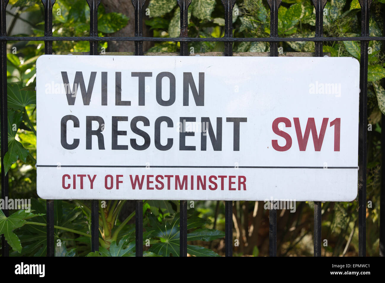 Wilton Crescent giardino, il Grosvenor station wagon, Belgravia, London, England, Regno Unito Foto Stock