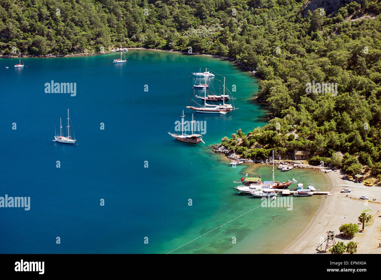 Vista panoramica della spiaggia di Sarsala Göcek FETHIYE Turchia Foto Stock