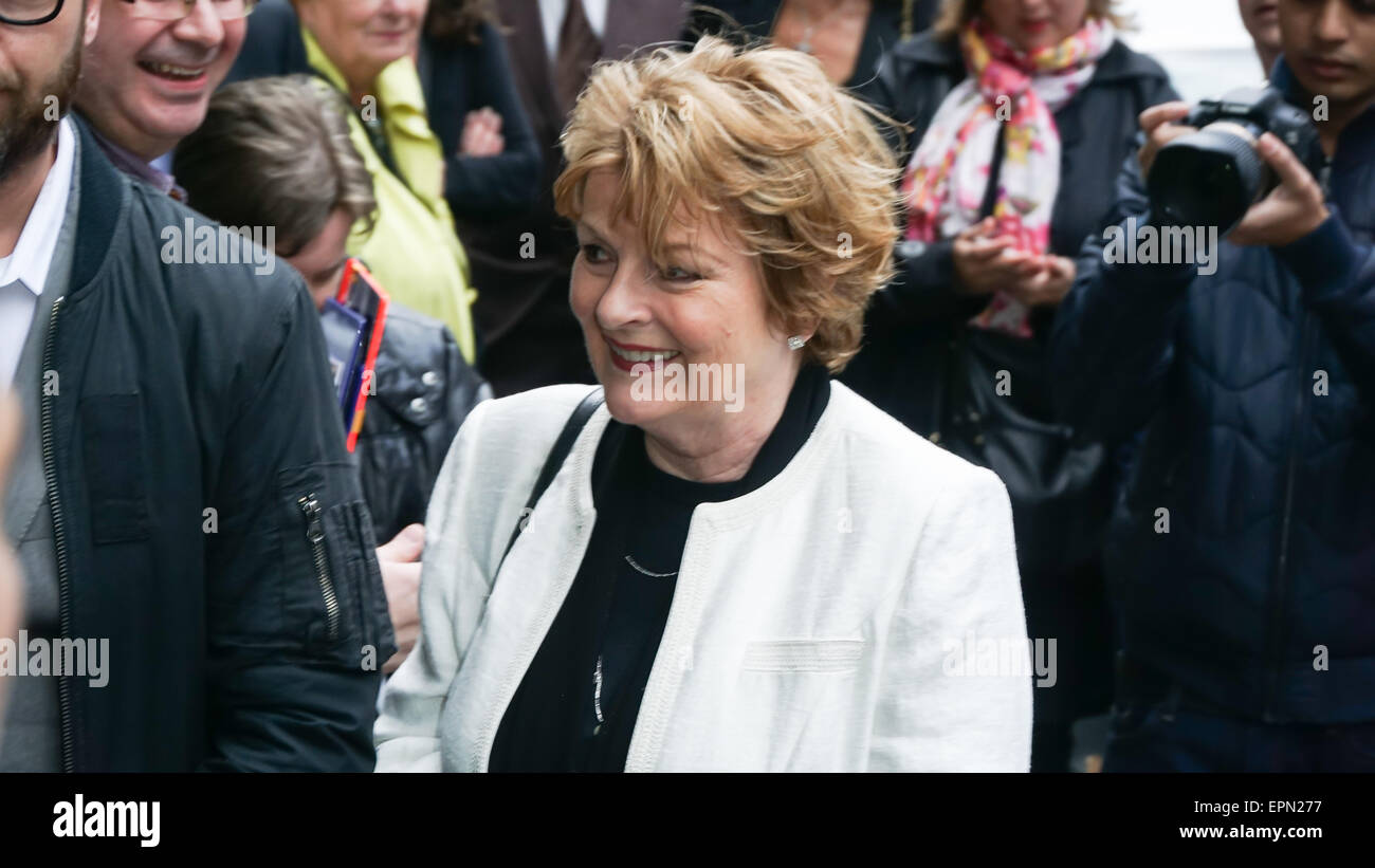 Londra, UK, 19 Maggio 2015 : Brenda Blethyn arriva al 'Sfischio stelle' libro lancio contiene i migliori momenti dei primi 65 anni di varietà helds a London Film Museum di Londra. Credito: Vedere Li/Alamy Live News Foto Stock