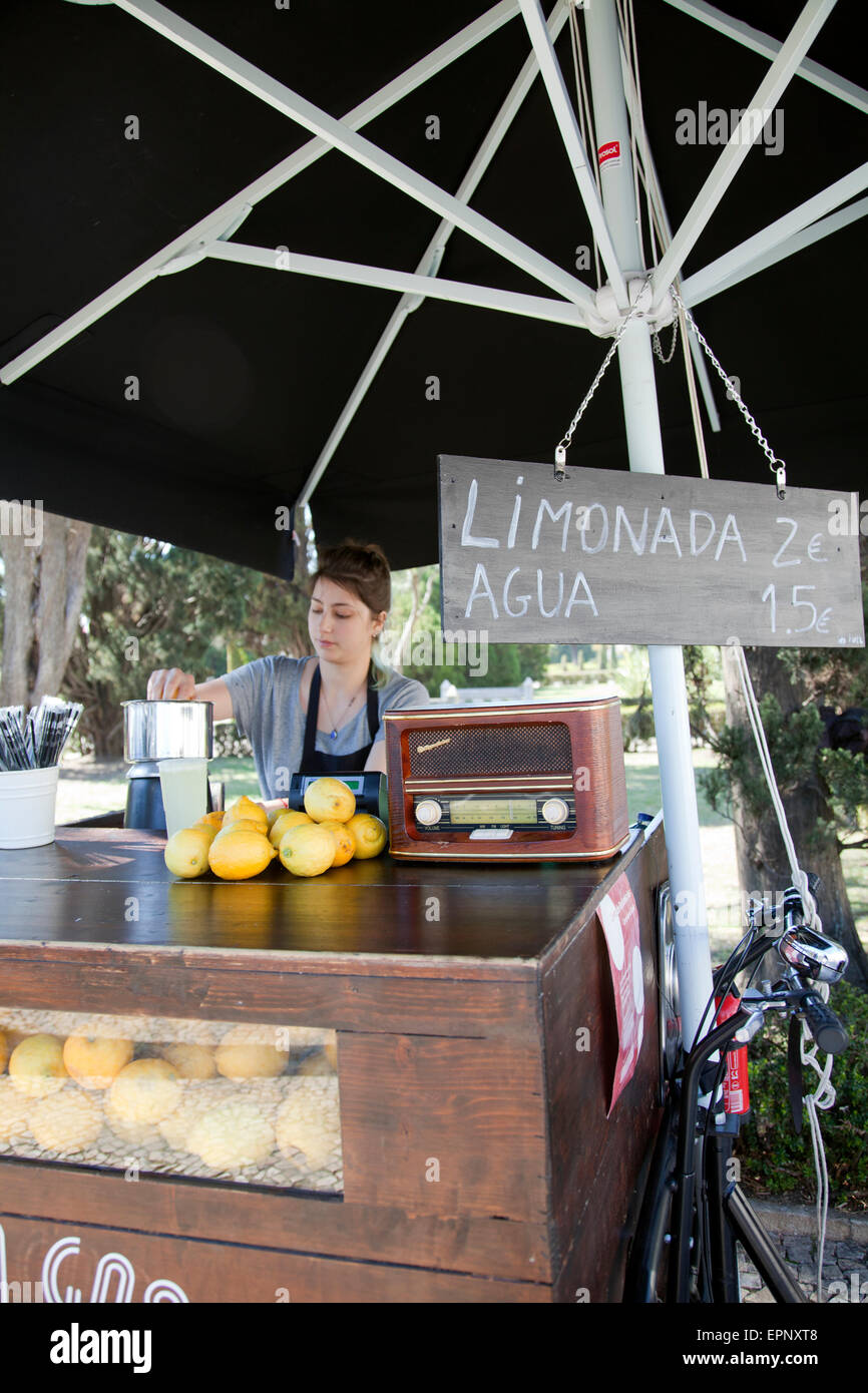 Limonata Fresca Carrello a Park di Belem a Lisbona - Portogallo Foto Stock