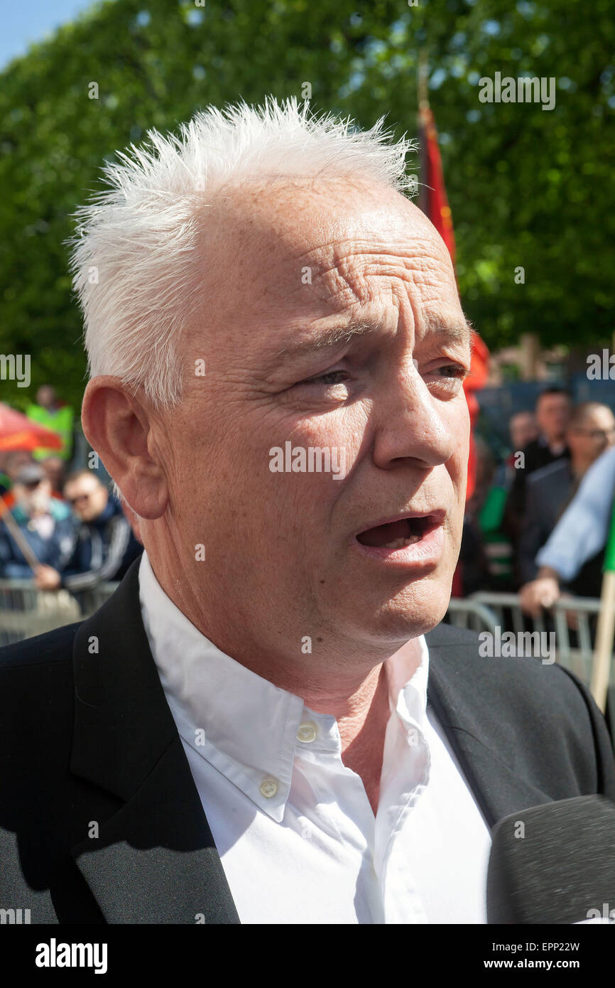 Copenhagen, Danimarca, Maggio 20th, 2015: Ryanair Direttore del Personale, Eddie Wilson, nella foto al di fuori del tribunale del lavoro di Copenaghen, nel caso in cui tra Ryanair e la Confederazione Danese dei Sindacati appena conclusa la riunione preliminare per quanto riguarda la loro controversia Credito: OJPHOTOS/Alamy Live News Foto Stock