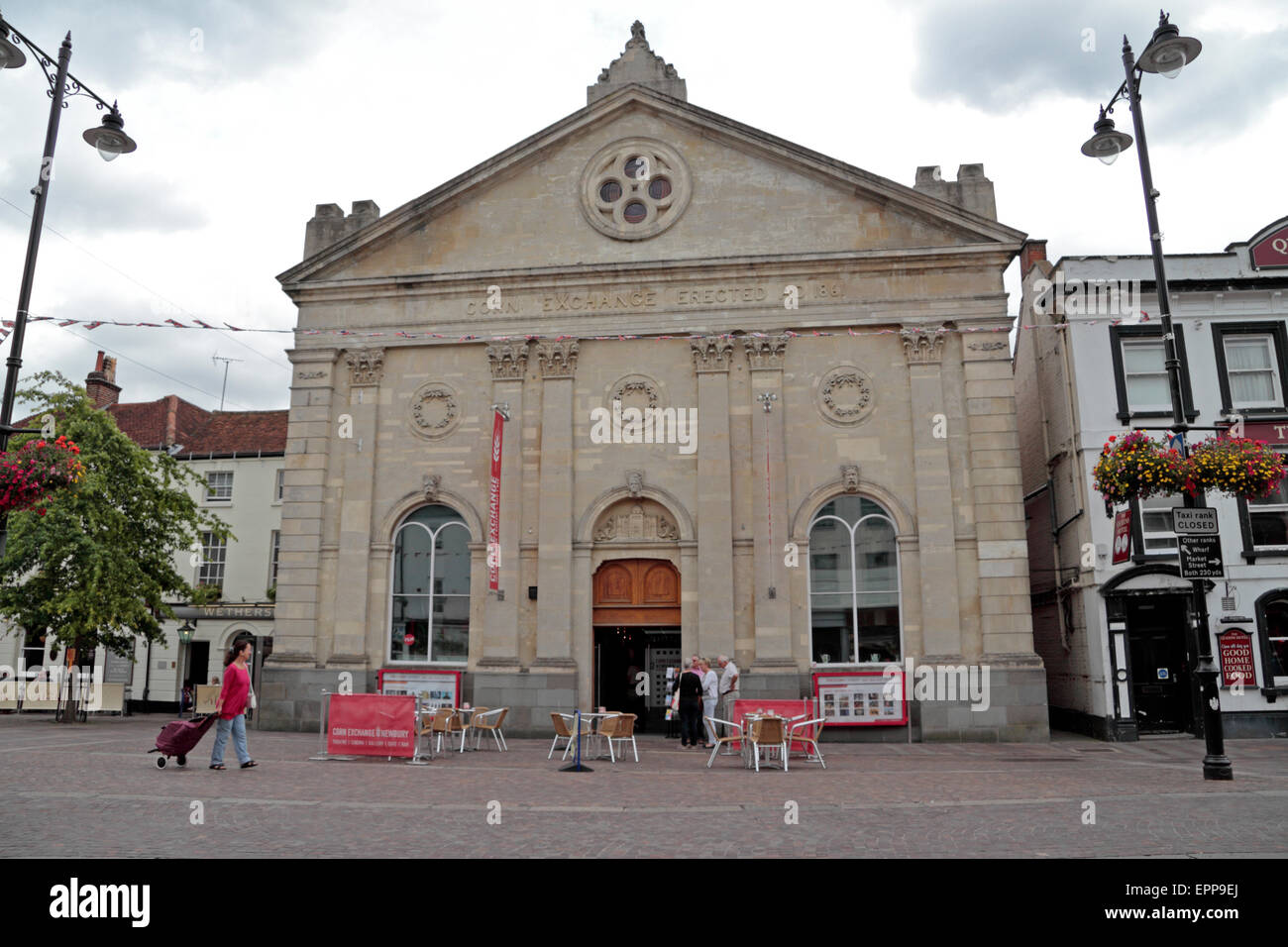 Il Corn Exchange, un 400-sede Arts Center di Newbury, Berkshire, Regno Unito. Foto Stock