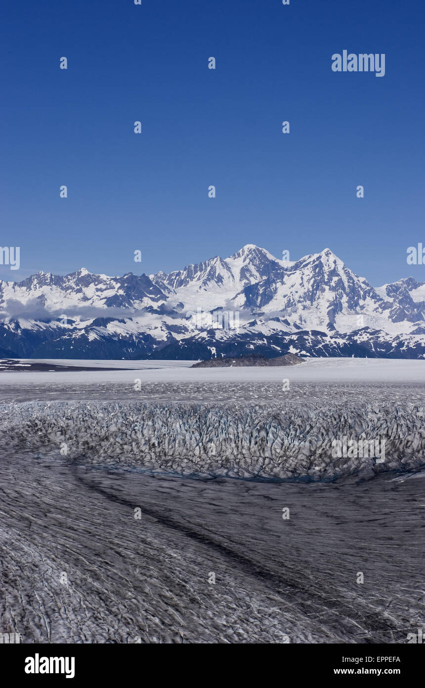 Il ghiacciaio di Brady con il Fairweather montagne, Parco Nazionale di Glacier Bay, Alaska. Foto Stock