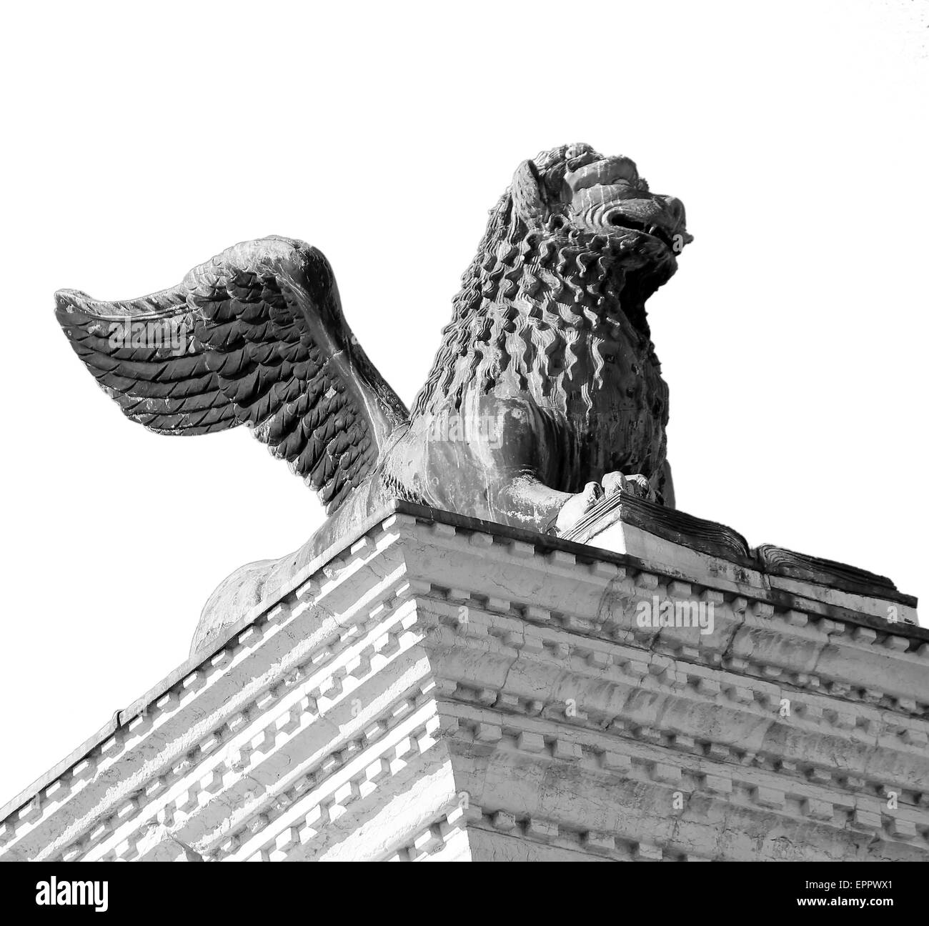Leone alato statua in piazza san marco a Venezia Italia Foto Stock