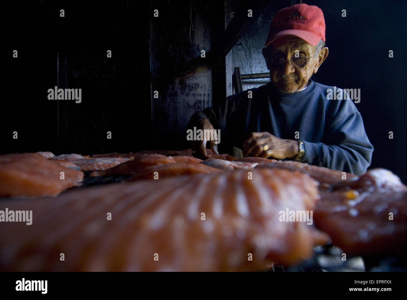 Il fumo di salmone, Mt Vernon, WA Foto Stock