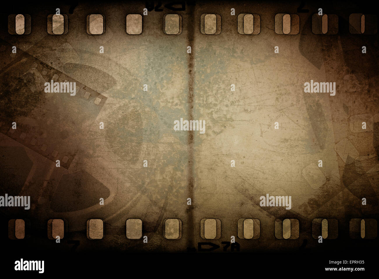 Grunge vecchio motion picture aspo con striscia di pellicola. Sfondo vintage. Foto Stock