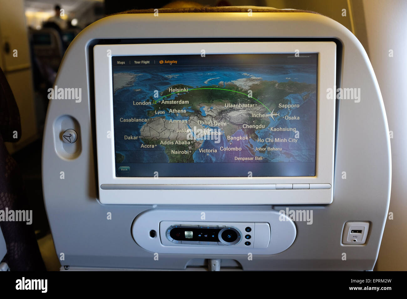 Un sedile-torna allo schermo di un Korean Air aereo passeggeri. Foto Stock