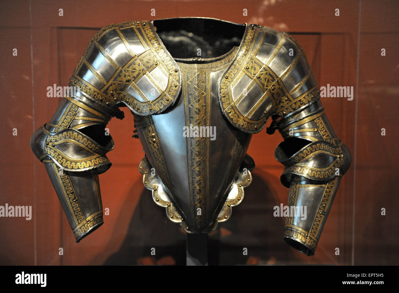 CHICAGO, IL - 18 Marzo: porzioni di Armor in campo e inclinare alla Chicago Art Institute on Marzo 18, 2012 a Chicago, Illinois Foto Stock