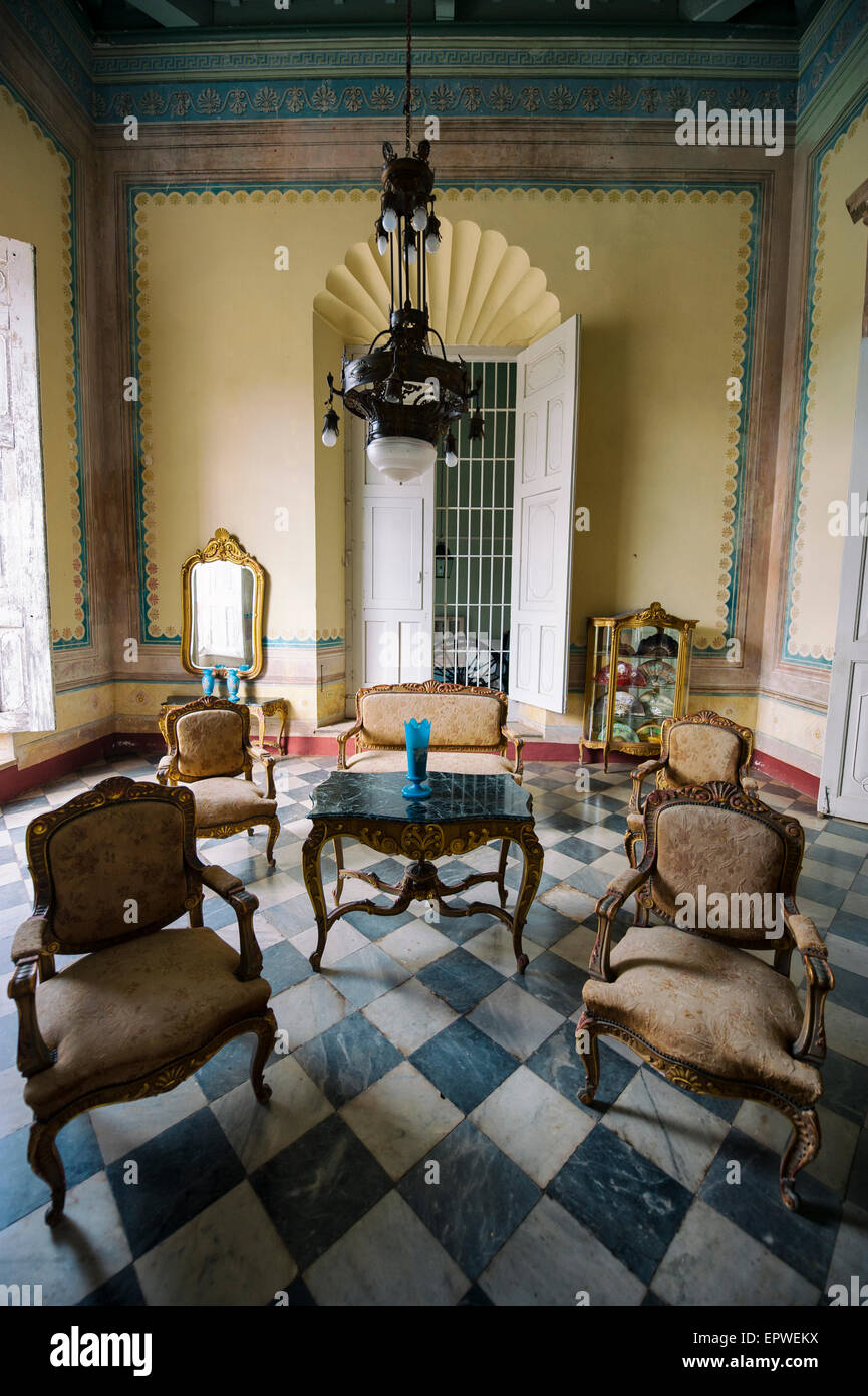 TRINIDAD, CUBA - 31 Maggio 2011: Conserve di interno del Museo della Storia (Museo Historico) include mobili antichi. Foto Stock