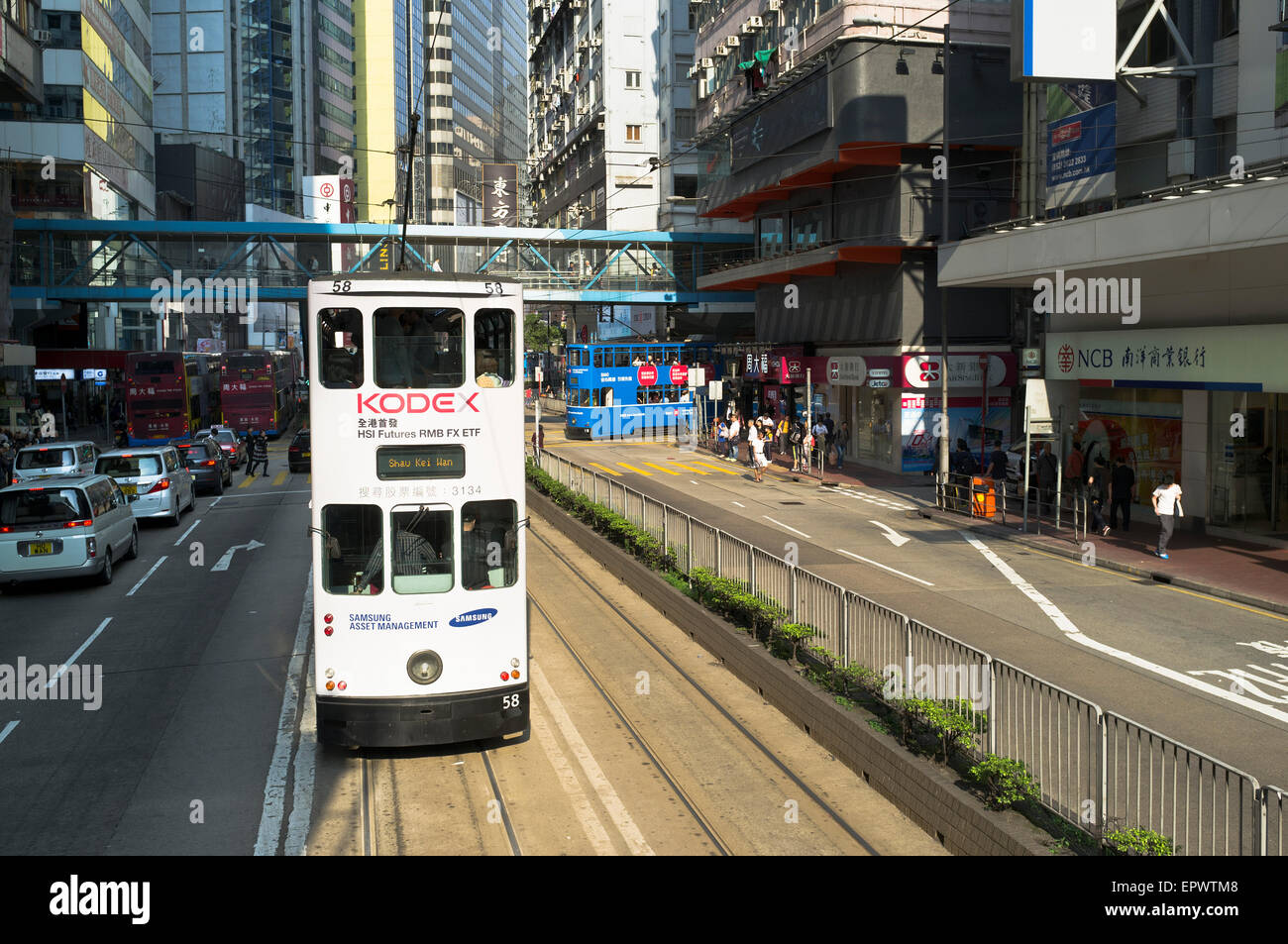 Dh Hennessey Road Causeway Bay Hong Kong nuovo tram Hong Kong su strada Trasporto pubblico Foto Stock