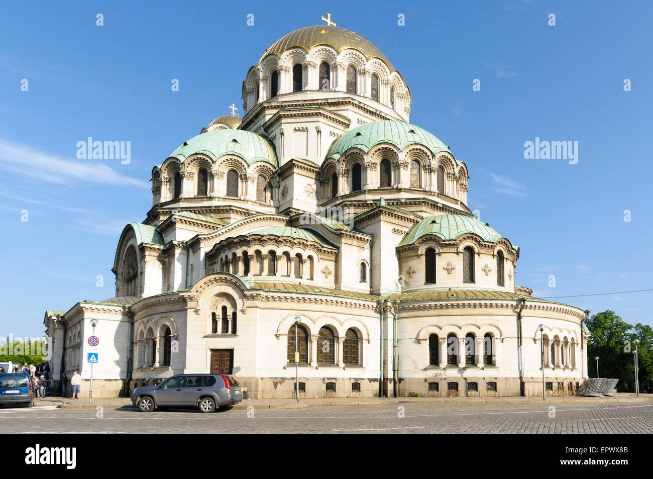 La cattedrale di Alexander Nevsky, Sofia, Bulgaria è stato progettato da Alexander Pomerantsev e completato nel 1924 Foto Stock La cattedrale di Alexander Nevsky, Sofia, Bulgaria è stato progettato da Alexander Pomerantsev e completato nel 1924 Foto Stock